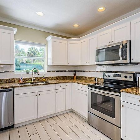 Beautiful Pool House In Old Seminole Heights! Villa Tampa Kültér fotó