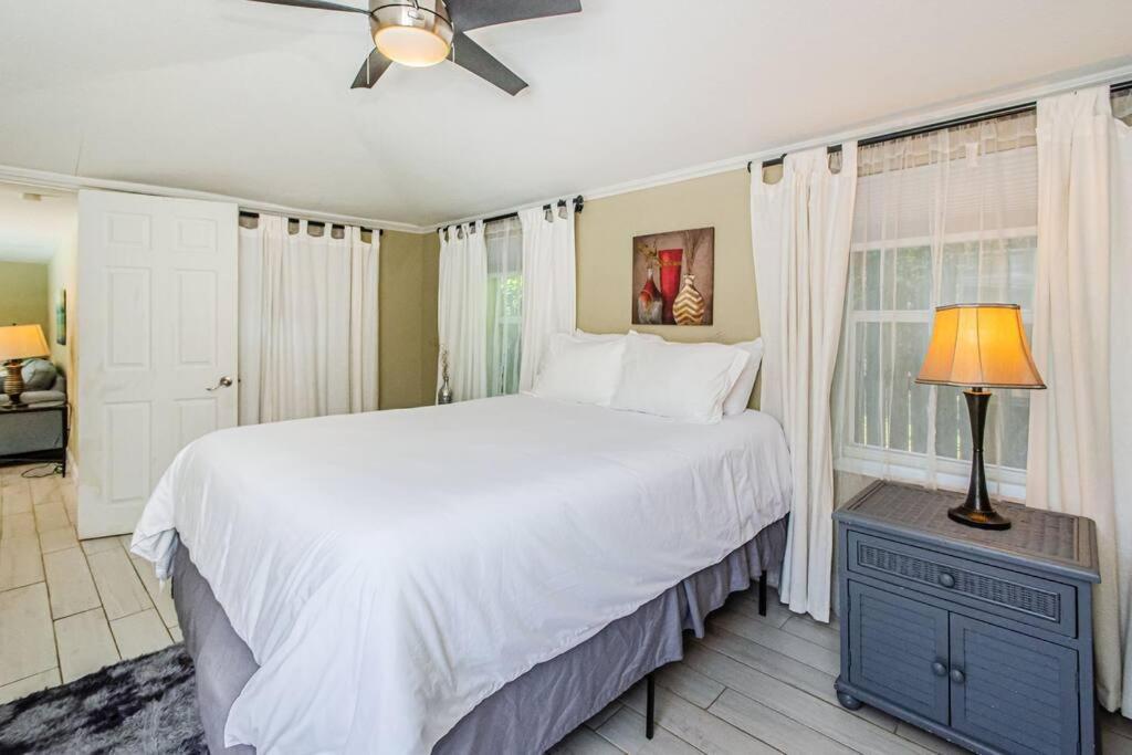 Beautiful Pool House In Old Seminole Heights! Villa Tampa Kültér fotó