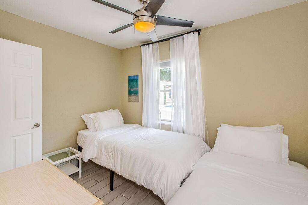 Beautiful Pool House In Old Seminole Heights! Villa Tampa Kültér fotó